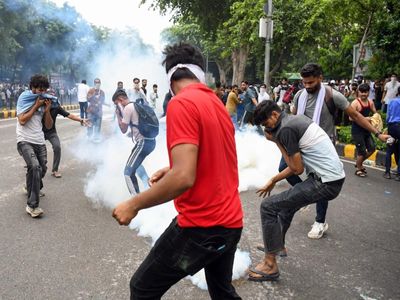 Delhi CJP Protest: Viral video shows RAF personnel attacked with swords during Connaught Place clashes, FIR registered