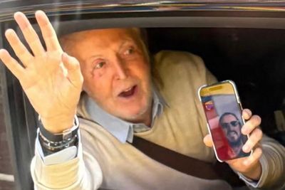 Ticket to ride: Beatles fans stunned as Paul McCartney and Ringo Starr make surprise appearance on bus tour