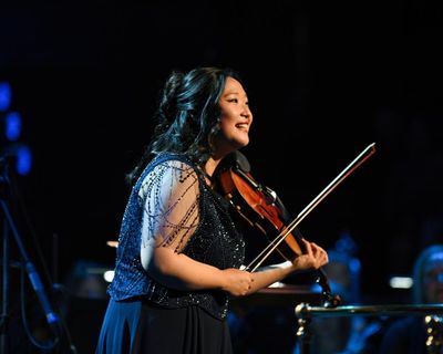 BBCPhil/Storgårds / Park & Jupiter Ensemble reviews – stylish Strauss and lyrical Sibelius … and a lutenist’s singalong