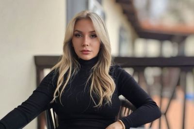 Courtney Stodden Slams Jason Alexander for 'Rubbing Phone Across Her Breasts When She Was 17'