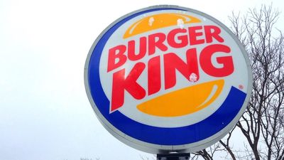 Burger King employee records herself dancing in the kitchen. But one alleged detail turns her into a villain: ‘so dumb they film their crimes and share it’