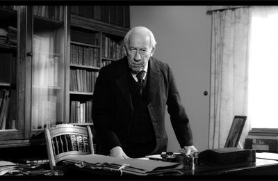 Simon Callow leads wild political fantasy The Man With The Plan as film hits the road across the UK