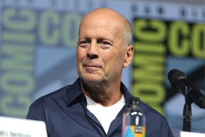 Bruce Willis Makes Rare Public Appearance Surrounded by Family Support Amid Dementia Battle
