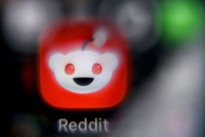 Reddit Is Reportedly Considering Not Renewing an AI Deal With Google. Its Stock Is Sinking