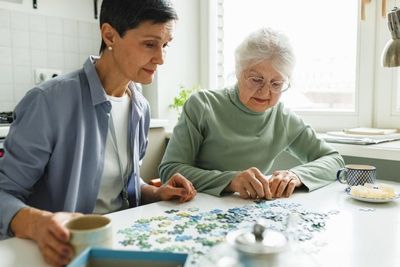 Helping an Aging Parent? Start With This Free Government Resource