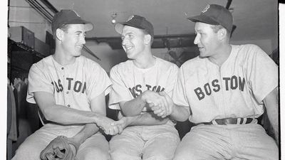 Comparing the 2026 Red Sox to the Last Sox Team to Win 15 in a Row