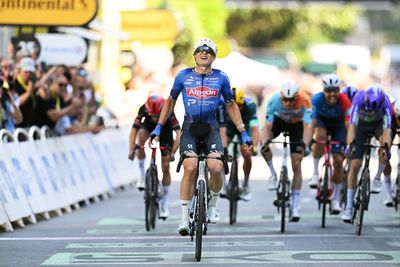 'This cost me a few years of my life' - Jasper Philipsen wins chaotic Tour de France stage 17
