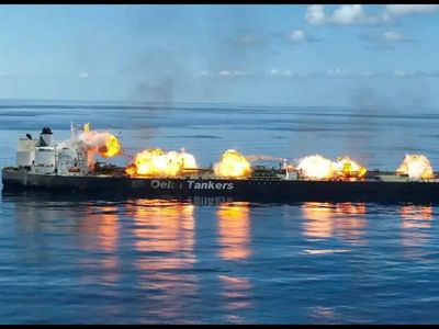 Houthis claim attacks on Saudi tankers in Red Sea, raising risk of new chokepoint in Iran war