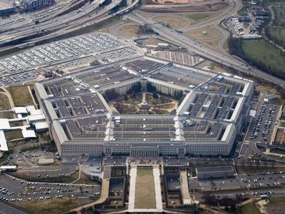 US House narrowly passes record $1.15 trillion defense bill