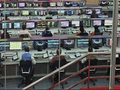 India's data centre sector poised for growth, but land, power access issues remain: Report