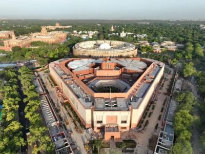 Monsoon Session: Lok Sabha to discuss SC Judges Bill; PAC to table reports on 'DHANUSH' gun delays, defence offsets