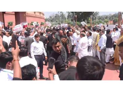 NDA, INDIA Bloc MPs face off at Parliament's Makar Dwar amid NEET protests