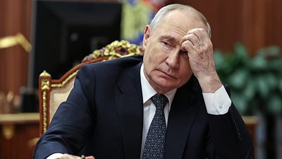EU agrees new sanctions against Russia as Greece secures LNG exemption