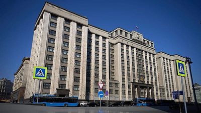 Russia strips rights of citizens abroad in sweeping new 'traitor' law