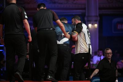 Cameron Menzies provides health update after falling ill on World Matchplay stage