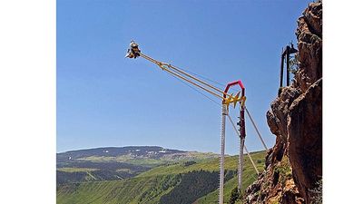 Giant swing offers breathtaking ride above the Swiss Alps