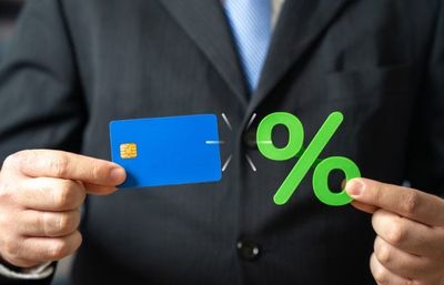 Credit Card Rates Are Still Near 21%: 6 Balance Moves Households Should Review Before Charging More