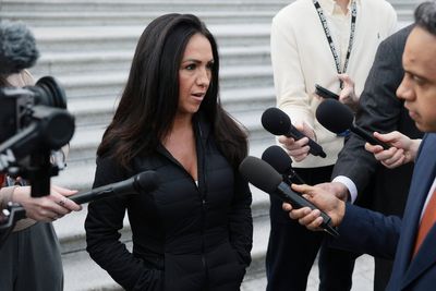 Lauren Boebert randomly talks about her botox when asked about military spending