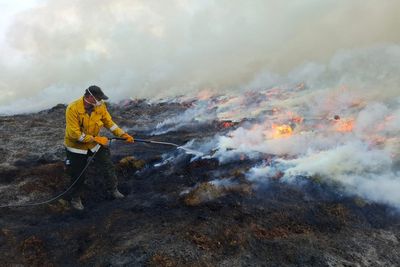 Cairngorms wildfire ‘hotspots’ persist as public urged to stay away