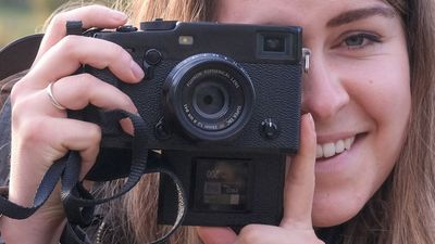 My screen time is already atrocious – in a world where retro compact cameras are king, I’d like to see more hybrid viewfinders