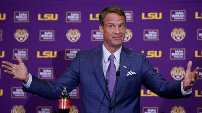 Lane Kiffin Can Quit Social Media, But He Can’t Escape Himself