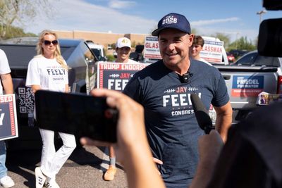 Ex-NY Jets kicker wins Republican primary in Arizona. Now he’ll face team doctor in the election