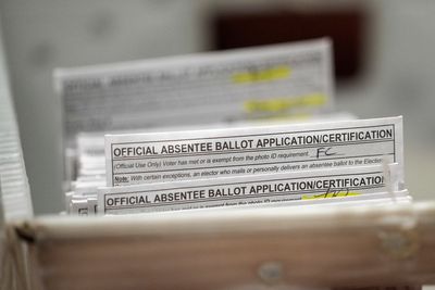Wisconsin absentee voters seek court ruling allowing them to cast new ballots