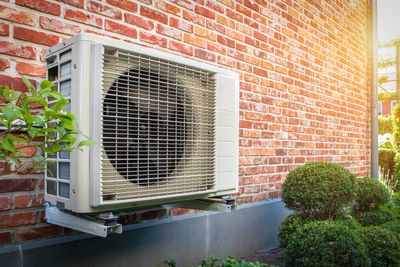 Can you get a government grant for air conditioning in the UK?