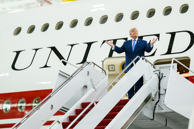 New York Times Subpoena Fight Marks Latest Clash in Trump's Legal War with US Media Over Air Force One Probe