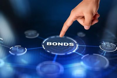 Michael Burry Warns on Long Bonds: Which Treasury ETFs Are Most — and Least — Exposed?