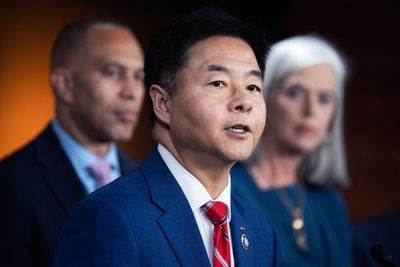 AI companies would need ‘kill switch’ under new bipartisan bill