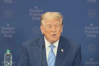 'I'd Like to Be the Next President': Trump Jokes About Taking Credit for AI Energy Boom