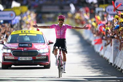 'Today has been a very, very crazy day' – Richard Carapaz wins Tour de France stage 18 from the break