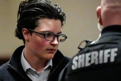 Teen accused in deadly Apalachee High School shooting in Georgia set for plea and sentencing hearing