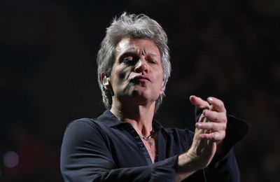 Jon Bon Jovi cuts New York concert short due to being 'hurt'