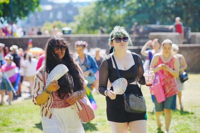 Heatwave and online shopping rebound delivers boost to June retail spending