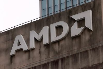 AMD Stock Could Surge 48% as Daniel Newman Calls It a 'Top Conviction'—Patrick Moorhead Sees $200 Billion Server CPU Market