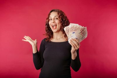 How to stop lifestyle inflation: 6 habits to adopt after a pay rise
