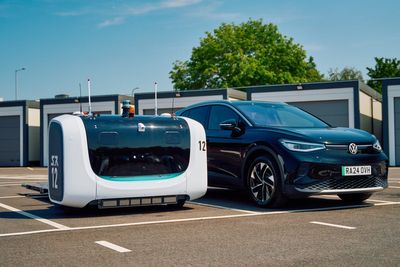 London airport becomes the first in the UK to offer robot parking service
