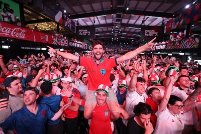 UK business activity buoyed by staycations, hot weather and World Cup