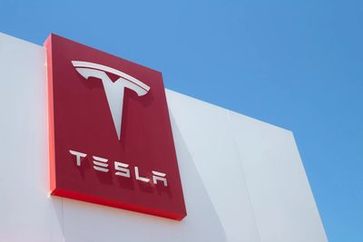 Tesla Just Ate a $112M Bitcoin Loss and Refused to Sell. Michael Saylor Blinked First.