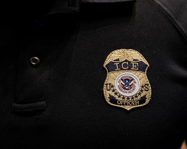 Canadian government urged to block data-sharing deal between Thomson Reuters and US ICE