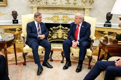 Pakistan Seeks $10 Billion US 'Brokerage Fee' After Playing Mediator in US-Iran Conflict