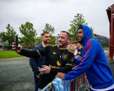 Manchester United and the quest to make mythical midfield a reality