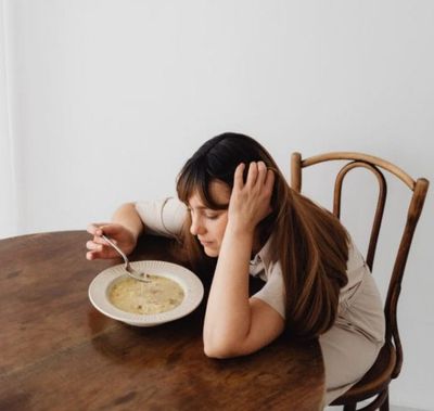 The Tiny Daily Decisions That Leave Women Mentally Exhausted by Dinner