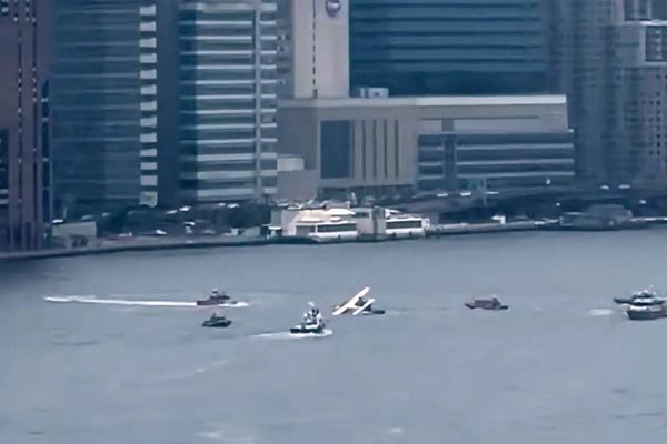 Seaplane carrying 11 crashes into island north of Seattle, all aboard are rescued