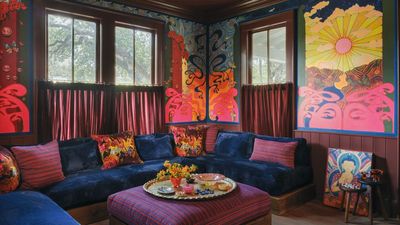 "I Wanted This House to Be Provocative" — Texan Art, 1970s Influences, and Psychedelic Pattern Combine in This Vibey Austin Home