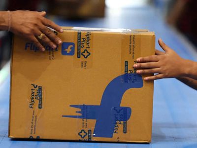 Flipkart partners with India Post for parcel delivery