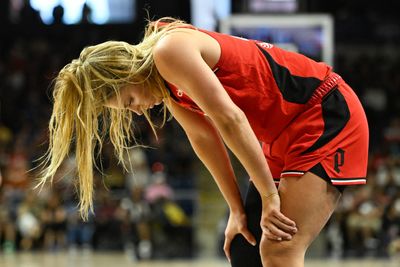 What Happens When an Athlete's Leg Gives Out? Sarah Ashlee Barker's Injury Highlights a Common Sports Medicine Challenge