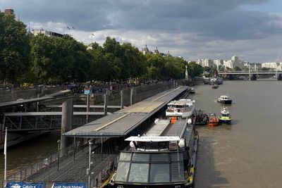 What we know about Westminster Bridge incident as five police officers injured in boat crash